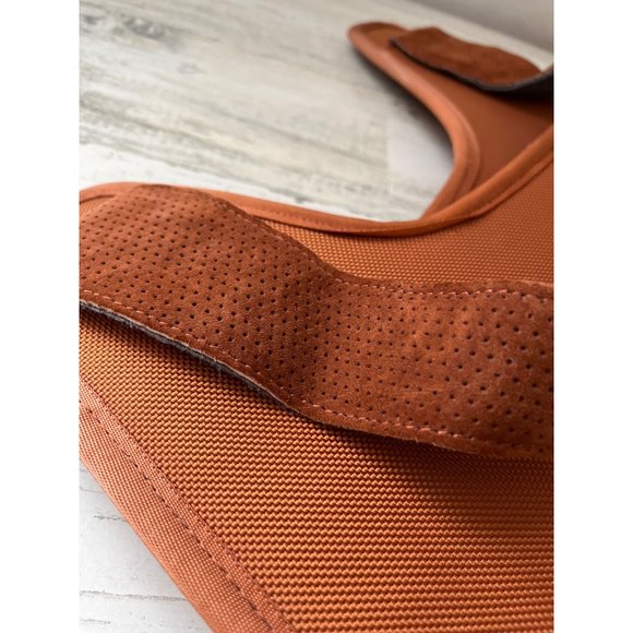 Merrell orange one handle zippered bag - Picture 10 of 10